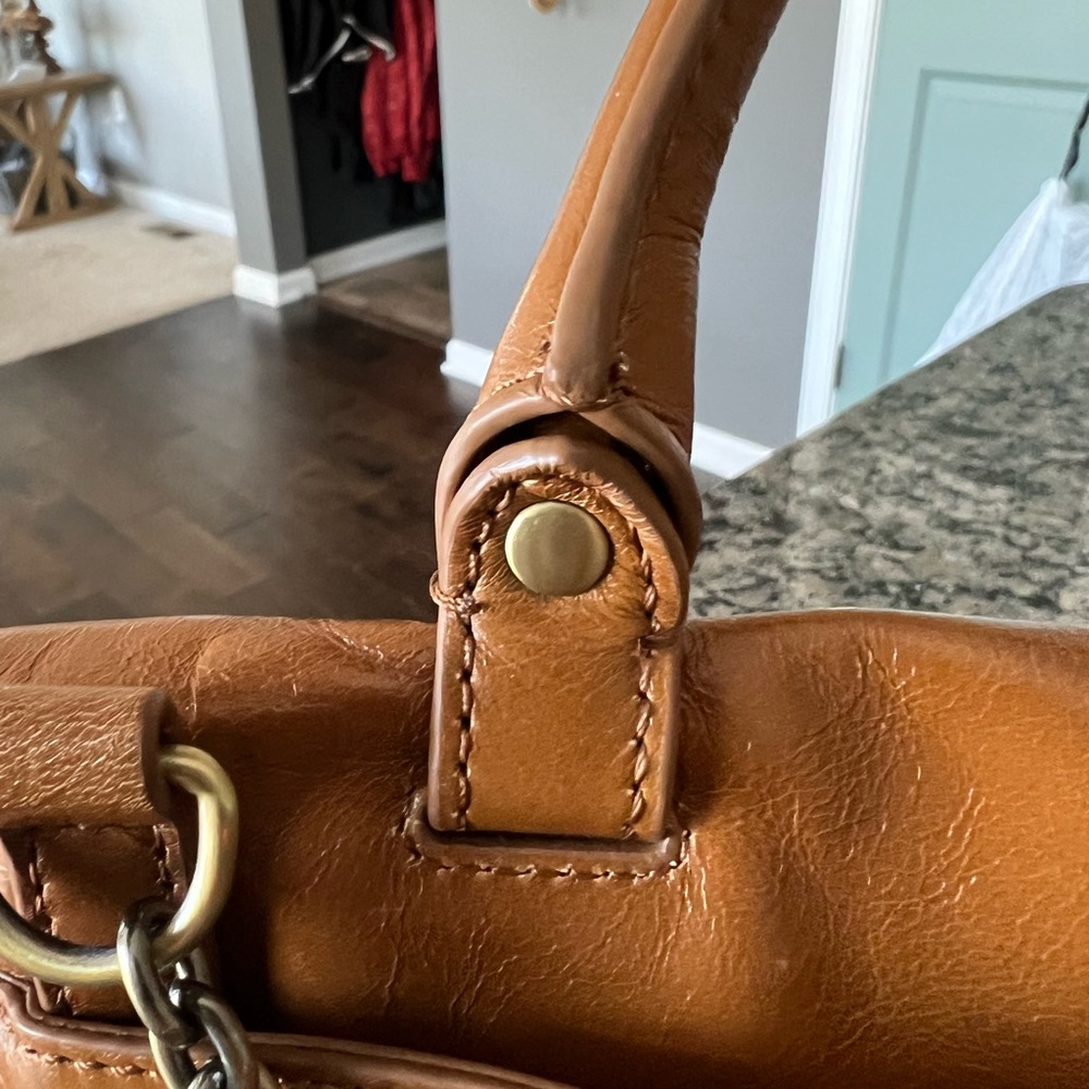 HOBO Meter Crossbody Bag - Picture 13 of 16